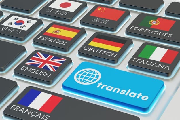 Aplicativos de tradução Teclado com teclas de idiomas e tradução.