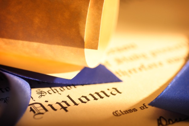 Diploma em inglês antes da realização de tradução juramentada